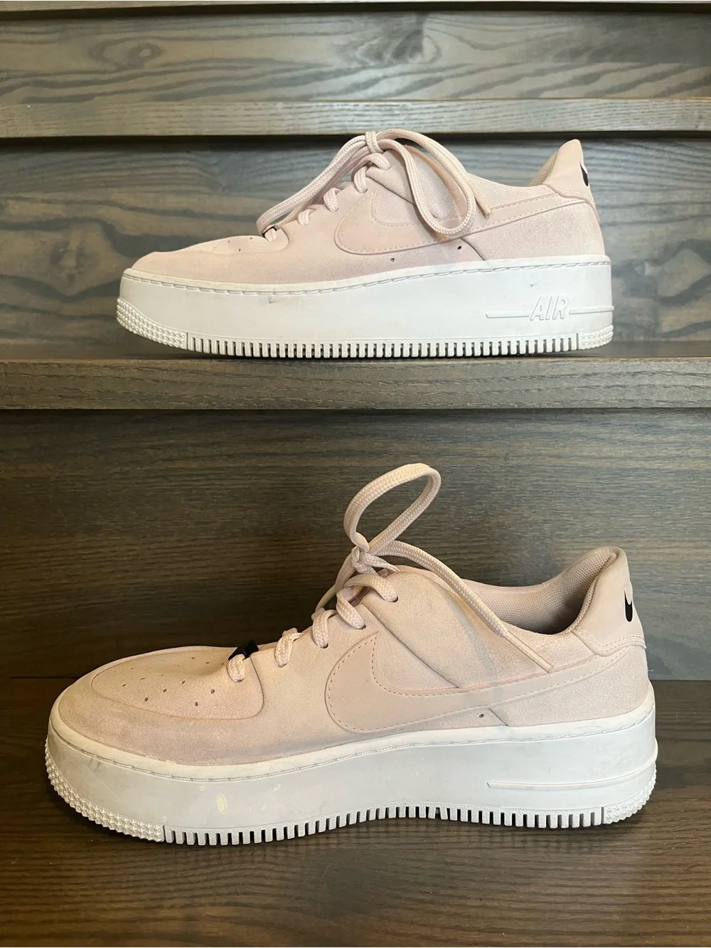 Nike Air Force 1 Sage Low in “Barely Rose” Size 8.5